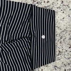 Lululemon leggings size 2